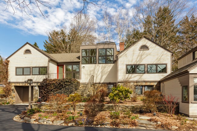 199 Goose Ln in Guilford, CT - Building Photo - Building Photo