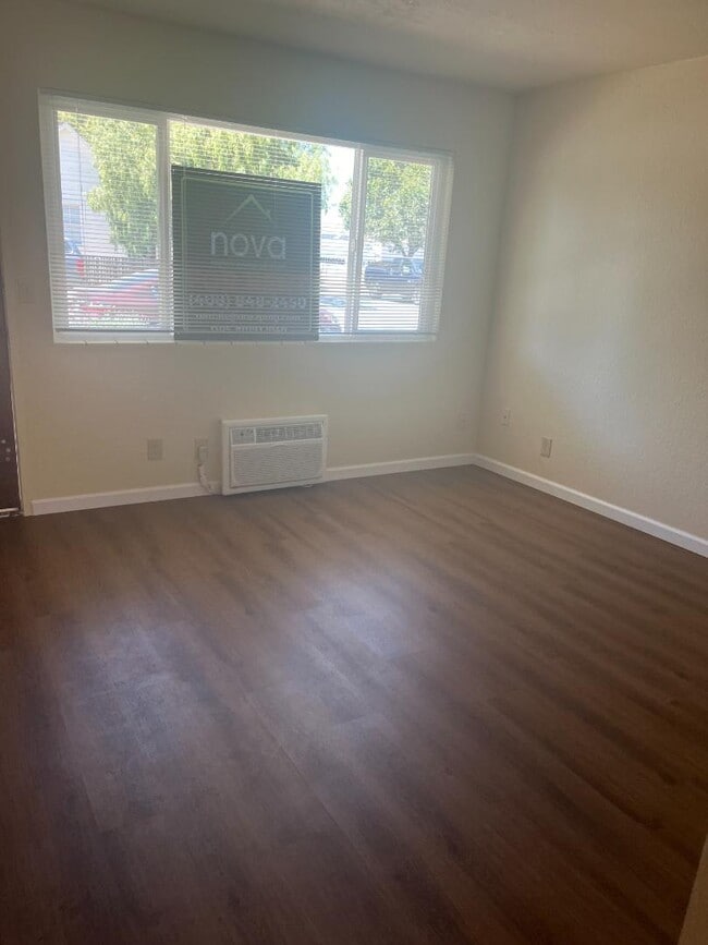 42 Washington St in San Juan Bautista, CA - Building Photo - Building Photo