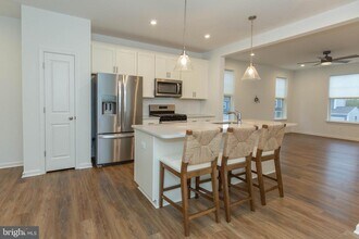 767 Lord Fairfax St in Charles Town, WV - Building Photo - Building Photo