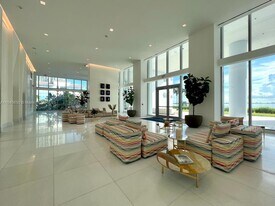 700 NE 26th Ter, Unit 1205 in Miami, FL - Building Photo