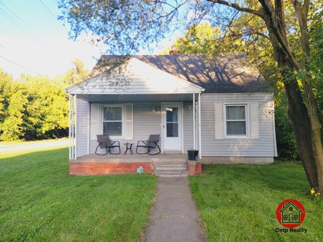 19996 SEMINOLE - 2 Upstairs Bedroom in Redford, MI - Foto de edificio - Building Photo