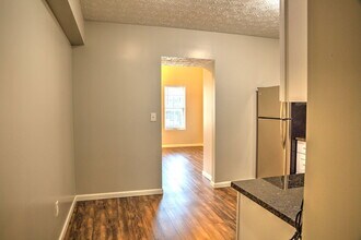 1661 N Pearl St in Columbus, OH - Building Photo - Building Photo