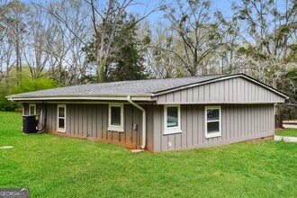 185 Forest Rd in Stockbridge, GA - Foto de edificio - Building Photo