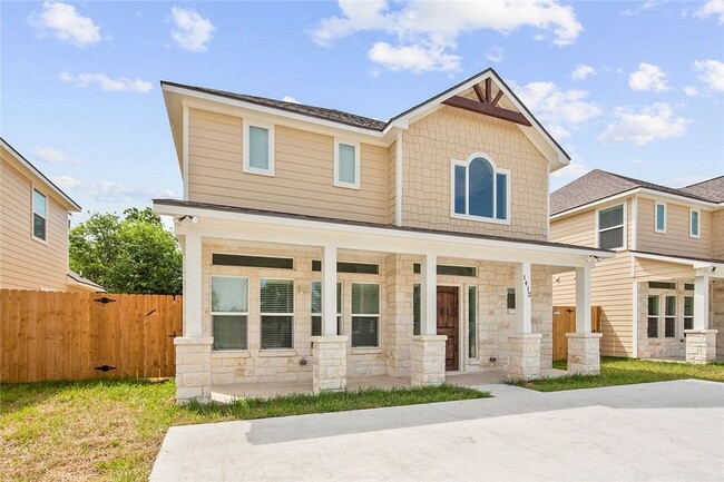 1412 Holleman Dr in College Station, TX - Building Photo - Building Photo