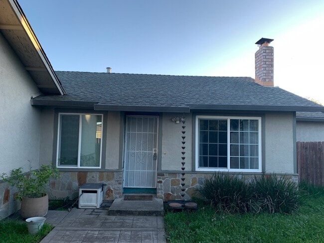 property at 911 Shelduck Ct