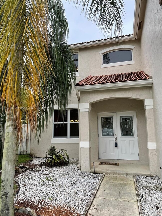 784 Chimney Rock Rd in Weston, FL - Building Photo - Building Photo