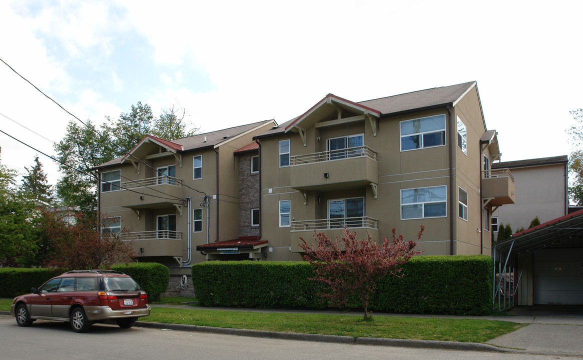 The Carolar in Seattle, WA - Building Photo