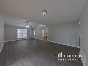 5 Cambridge Oaks Ct in Columbia, SC - Building Photo - Building Photo