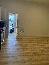 1133 161st St SW, Unit ADU in Lynnwood, WA - Foto de edificio - Building Photo