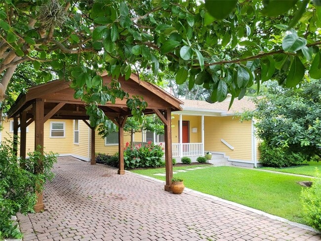 2606 W 48th St in Austin, TX - Building Photo - Building Photo