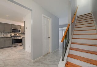 276 Temple Hill Rd in New Windsor, NY - Building Photo - Building Photo