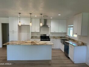 7211 N 46th Ave in Glendale, AZ - Building Photo - Building Photo