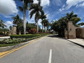 1690 NE 33rd Ave in Homestead, FL - Building Photo - Building Photo
