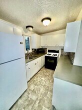 1325 E 5th N in Mountain Home, ID - Building Photo - Building Photo