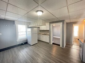 416 Rimmon St in Manchester, NH - Building Photo