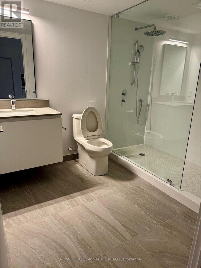 1720 Bayview Ave in Toronto, ON - Building Photo - Building Photo