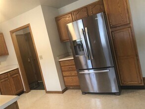 2 Newbury Cir in Madison, WI - Building Photo - Building Photo