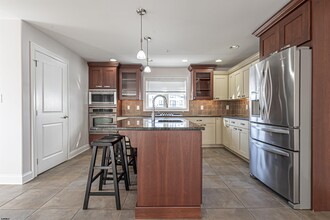 106 S Victoria Ave in Ventnor City, NJ - Building Photo - Building Photo