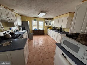 937 Main St in Mohrsville, PA - Building Photo - Building Photo