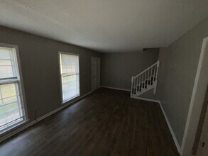 5312 Stage Rd in Memphis, TN - Building Photo - Building Photo