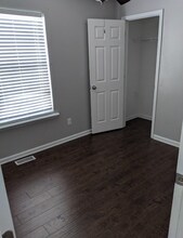 8407 Arbor Meadow Way in Louisville, KY - Building Photo - Building Photo
