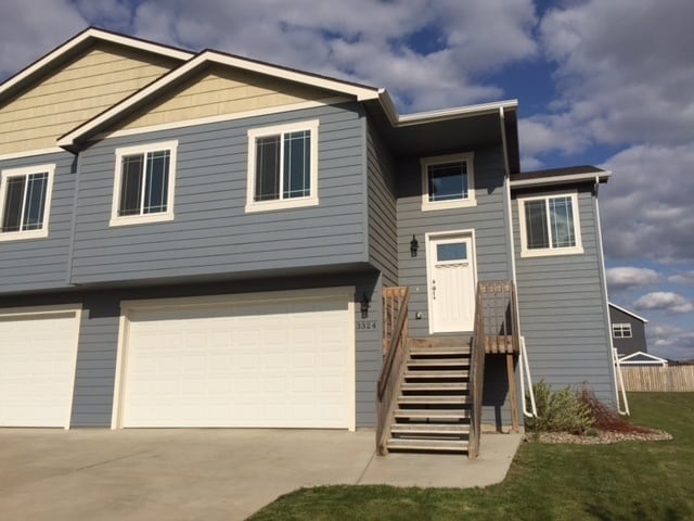 property at 3324 Stephanie Dr