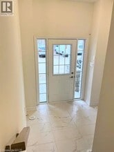 305 Garner Rd W in Ancaster, ON - Building Photo - Building Photo