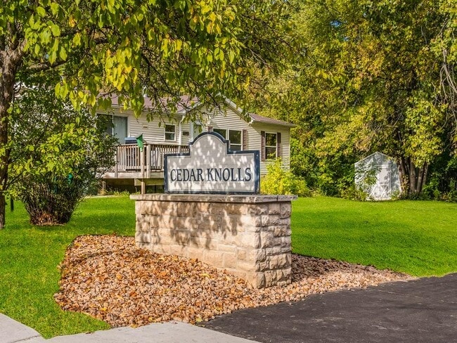 12628 Garland Ave in Apple Valley, MN - Building Photo - Building Photo