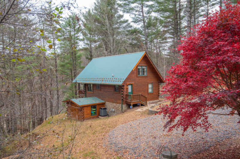 505 River Front Ridge Dr in Jefferson, NC - Building Photo