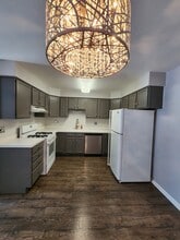 123 Brewster Ct in Bloomingdale, IL - Building Photo - Building Photo