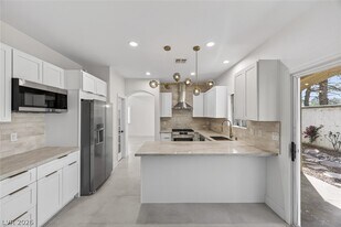 1773 Lily Pond Cir in Henderson, NV - Building Photo