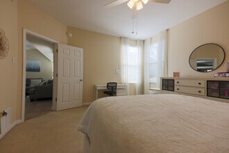 421 Shadowpoint in San Marcos, TX - Building Photo - Building Photo