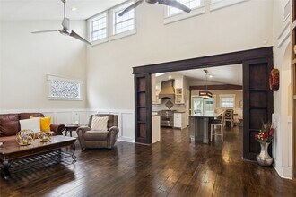 1910 East Ave in Katy, TX - Building Photo - Building Photo