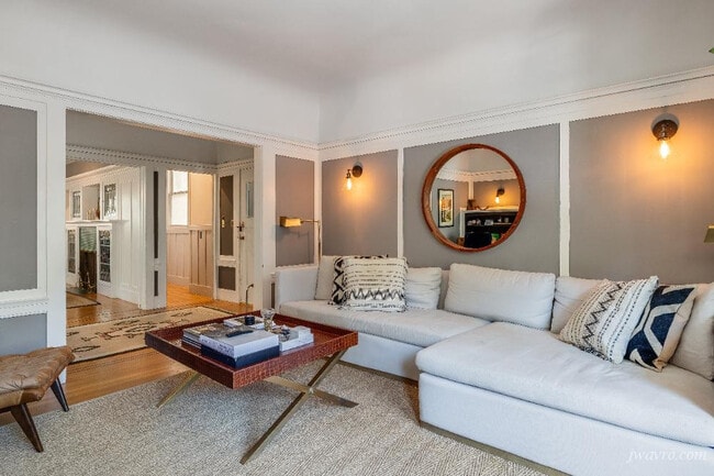 241 Ashbury St in San Francisco, CA - Building Photo - Building Photo