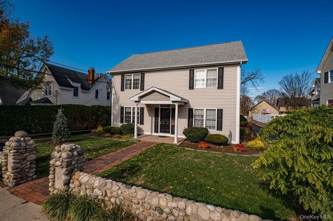 property at 17 Fairview St