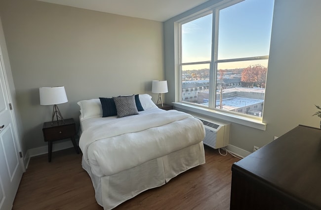 Meridia Linden 1001 in Linden, NJ - Building Photo - Building Photo