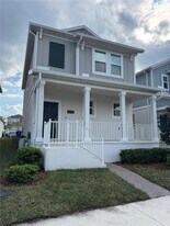 1660 Cross Prairie Pkwy in Kissimmee, FL - Building Photo