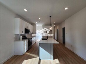 7817 Beckley St in Houston, TX - Building Photo - Building Photo