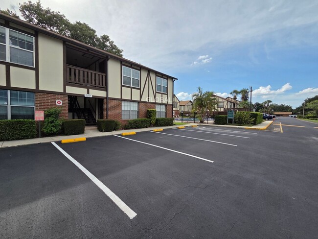 5429 Hansel Ave in Belle Isle, FL - Building Photo - Building Photo