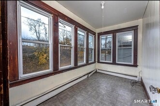 146 Charles St in Waterbury, CT - Foto de edificio - Building Photo