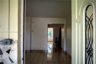 301 SW 5th St in Hallandale Beach, FL - Building Photo - Building Photo