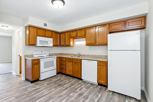 Partridge Meadows Apartments in Louisville, KY - Building Photo - Building Photo