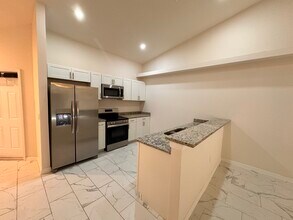 3604 SW 7th Pl in Cape Coral, FL - Building Photo - Building Photo