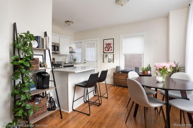 property at 1080 Wayburn St