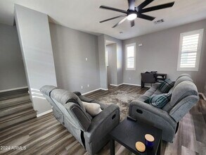 1822 N 77th Glen in Phoenix, AZ - Building Photo - Building Photo