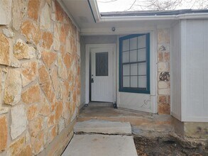 907 Fairway Green Cove in Round Rock, TX - Foto de edificio - Building Photo