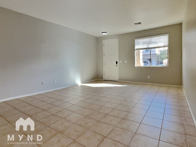 39828 N Messner Way in New River, AZ - Building Photo - Building Photo