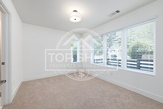 1540 Millwood Pl in Atlanta, GA - Building Photo - Building Photo