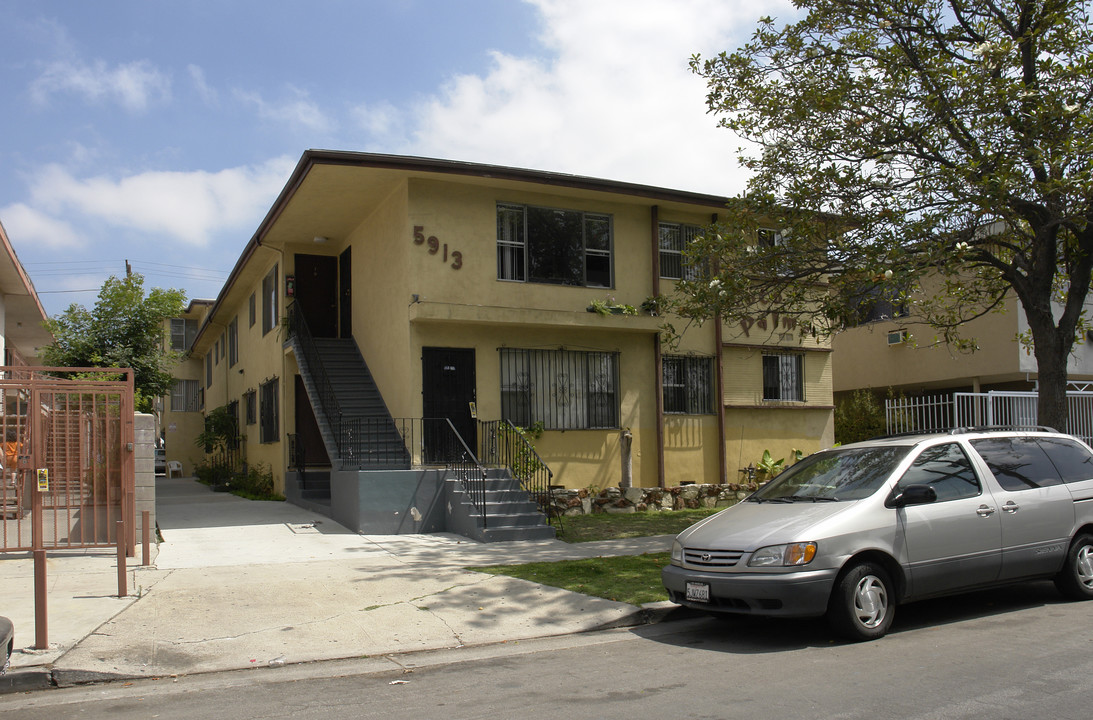 5913 Gregory Ave in Los Angeles, CA - Building Photo