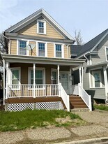 9 Arlington Pl in Newburgh, NY - Building Photo